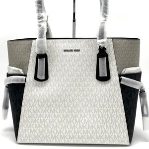 Michael Kors Voyager Large Color-Block Signature Tote Bag - Optic White Multi
